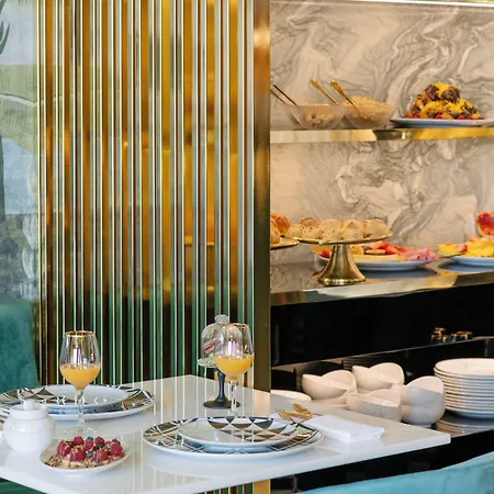 1877 Estrela Palace 4* Aveiro