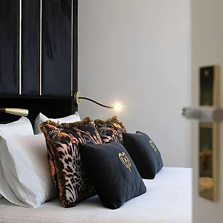 1877 Estrela Palace Aveiro