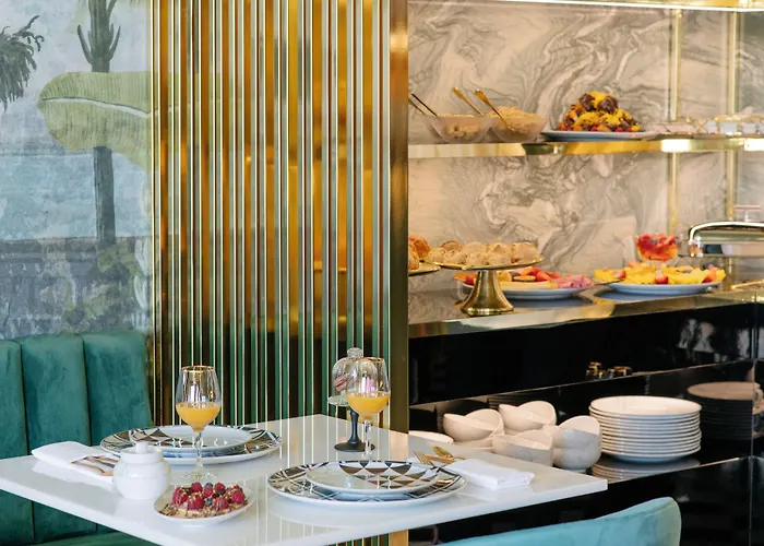 1877 Estrela Palace 4* Aveiro